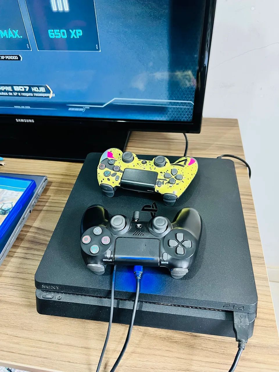 Vende- se ps4  1TB