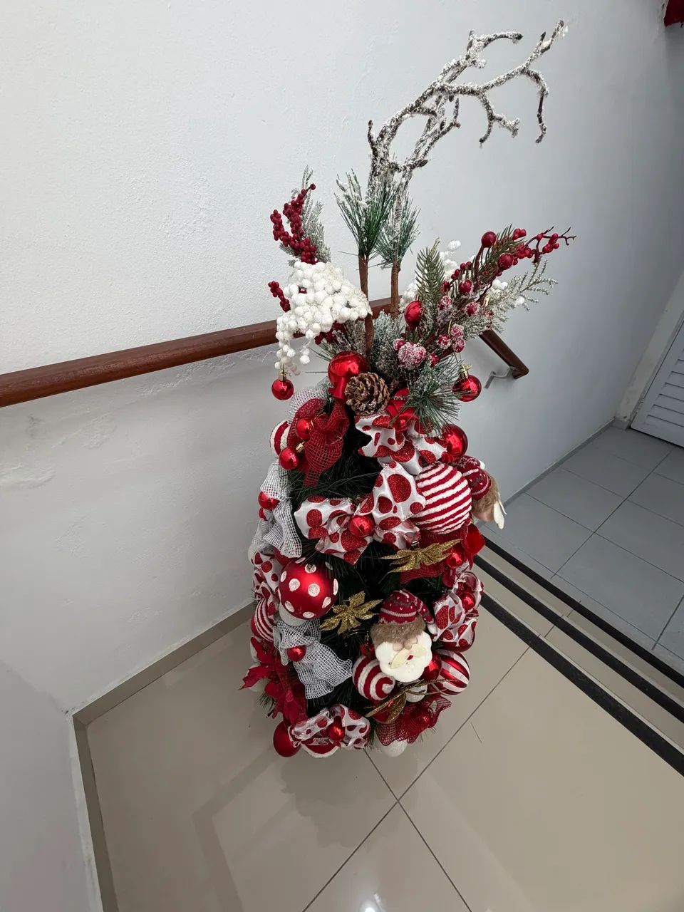 Árvore de Natal já decorada e com pisca  - Foto 3