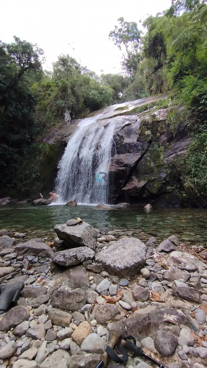 SÍTIO COM MATA E ACESSO Á 3 CACHOEIRAS EM ENG.PASSOS-RJ - Foto 2