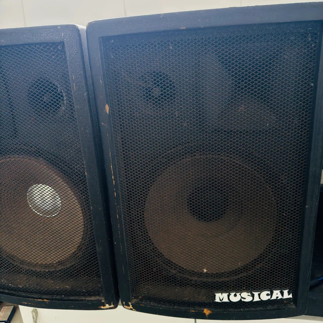 Duas Caixas amplificadas acústico MUSICAL 