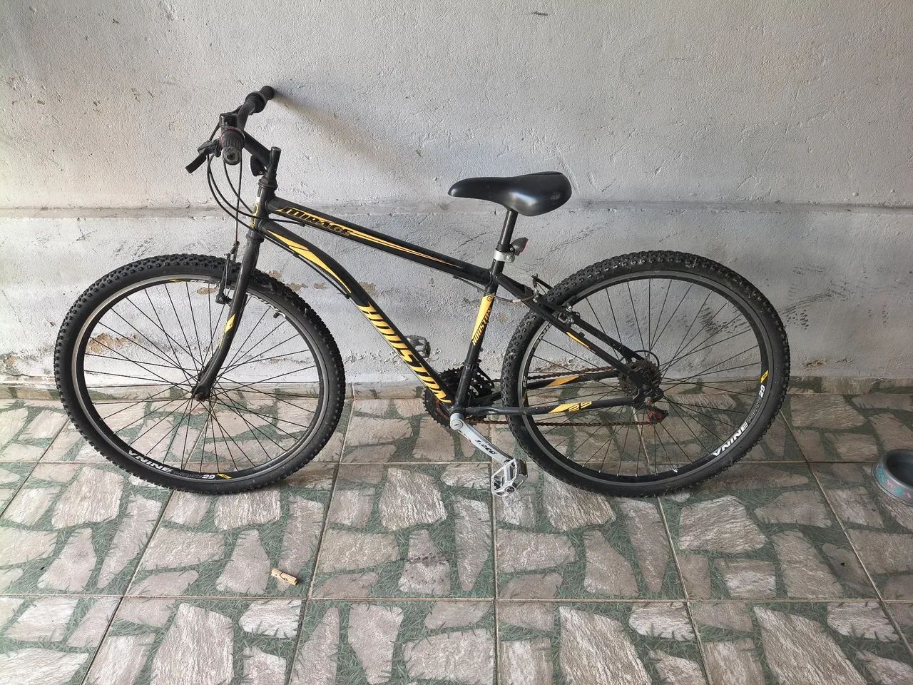 Bicicleta aro 29 semi nova - Foto 5
