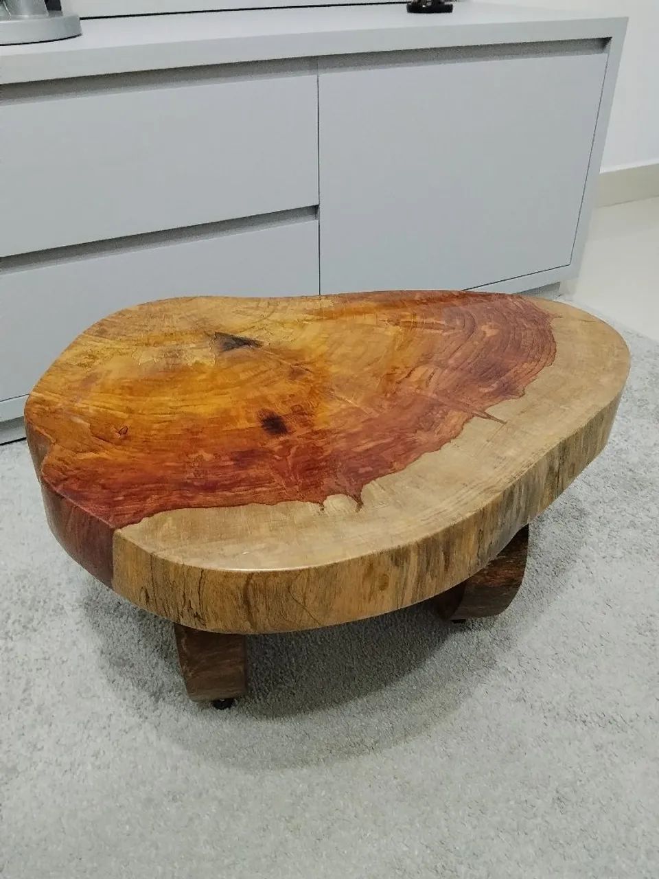 Mesa de centro madeira maciça 