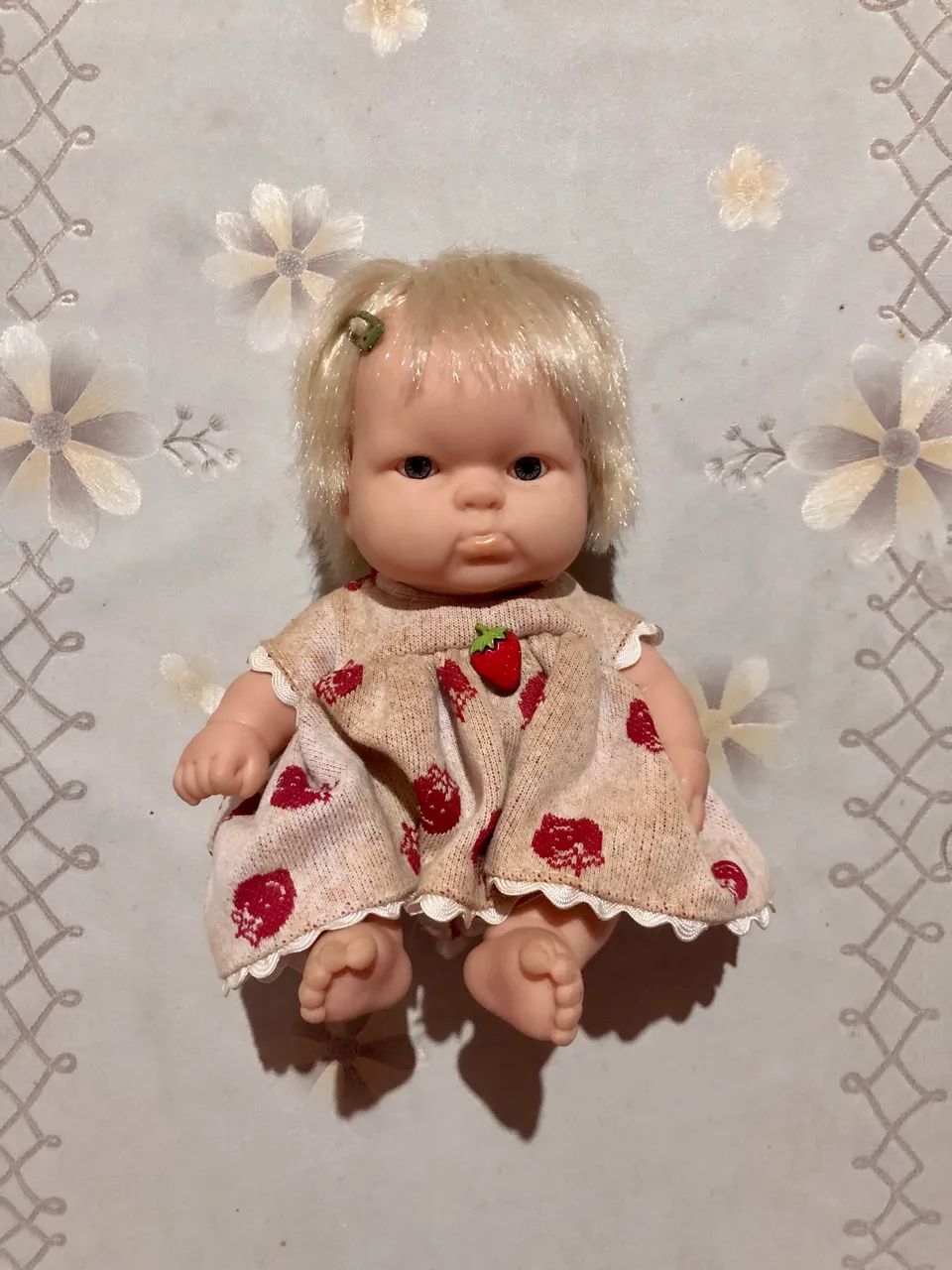 Boneca Frutinha de Morango Antiga