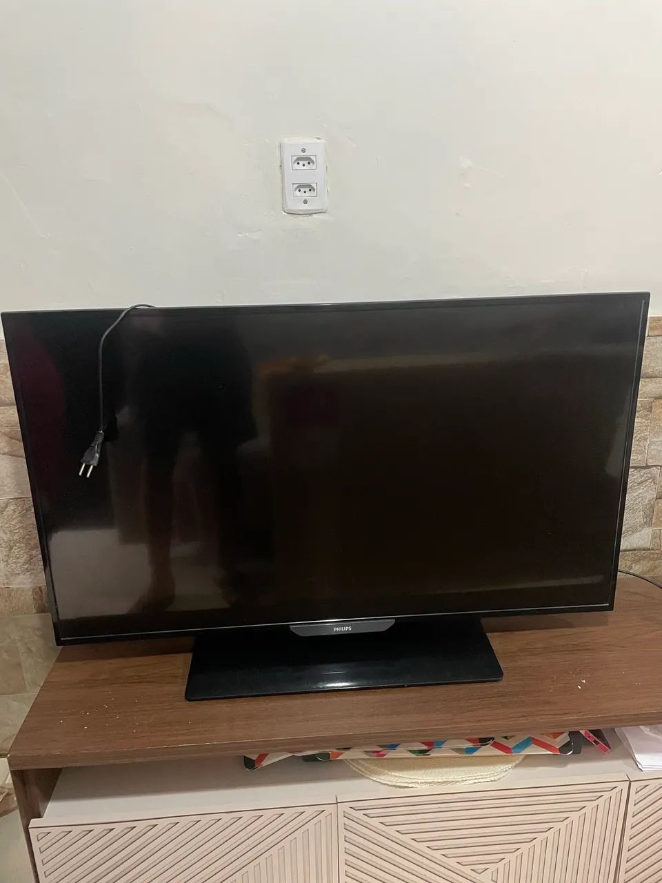 TV PHILCO 43 POLEGADAS (NÃO PEGA INTERNET) - Foto 2