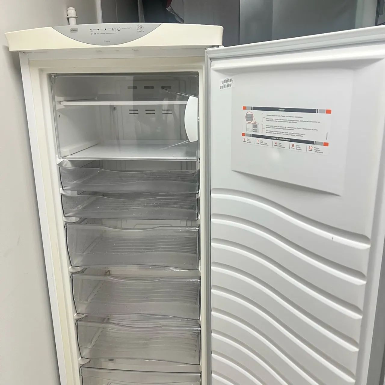 Freezer vertical 197L  - Foto 2