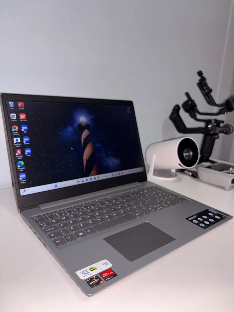 Notebook AMD Ryzen    - Foto 3