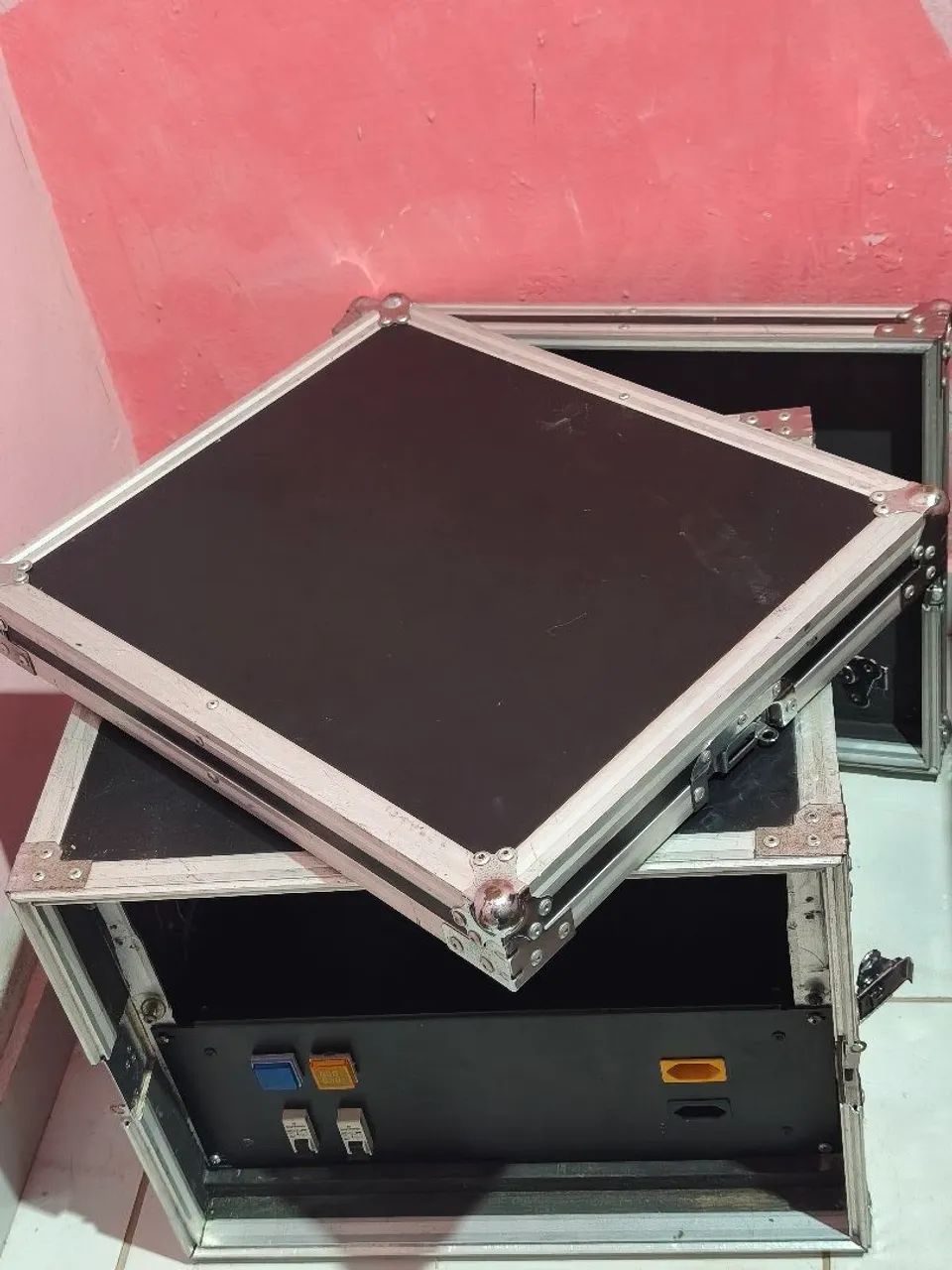 HARD CASE RACK 6U PERIFÉRICOS (EM PERFEITO ESTADO)  - Foto 3