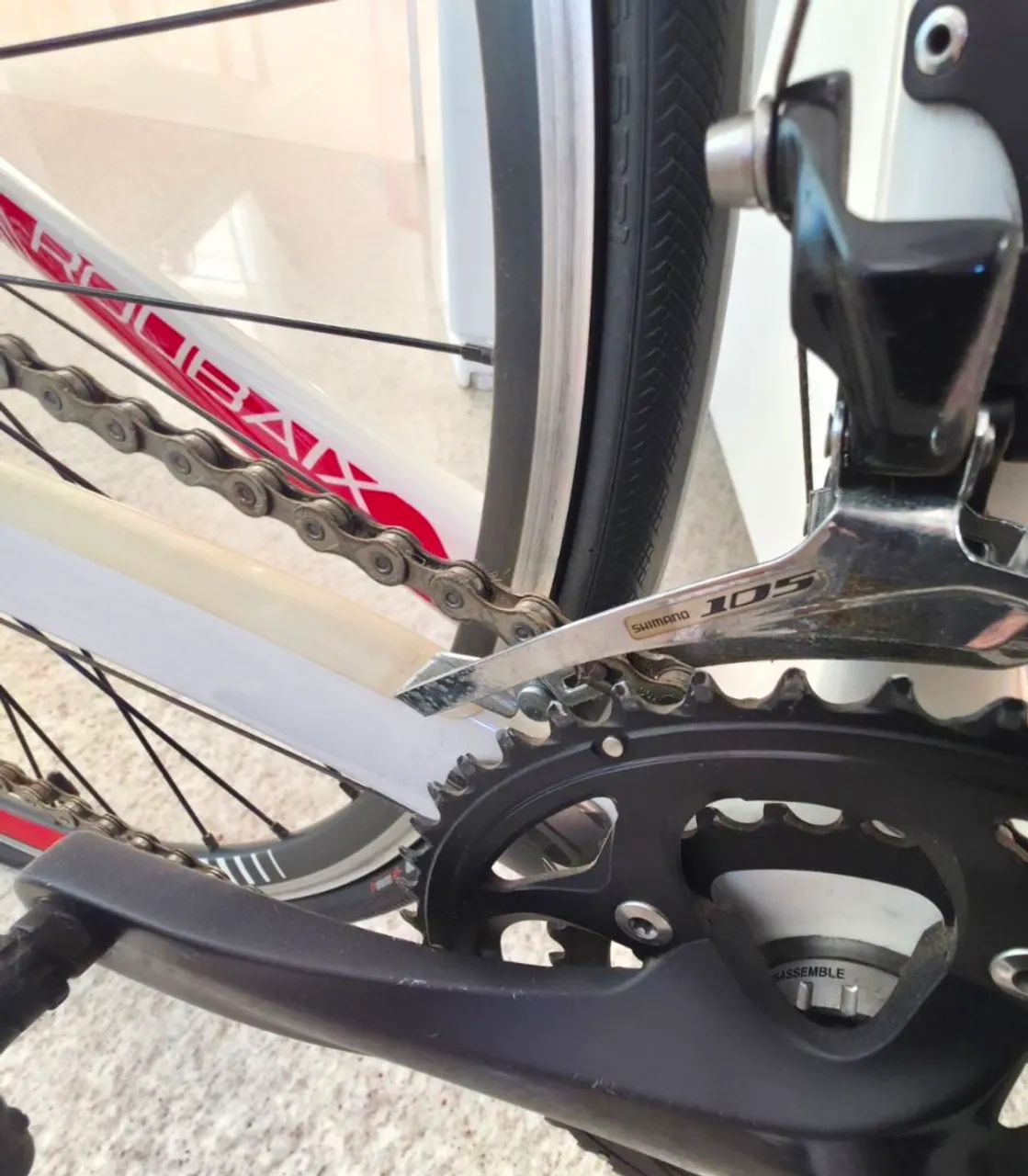 Bicicleta Speed CARBONO Specialized PERFEITO ESTADO - Foto 3