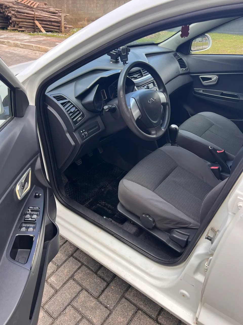 Chery Celer Hatch 1.5 16V Flex 5P 2015 - Foto 4