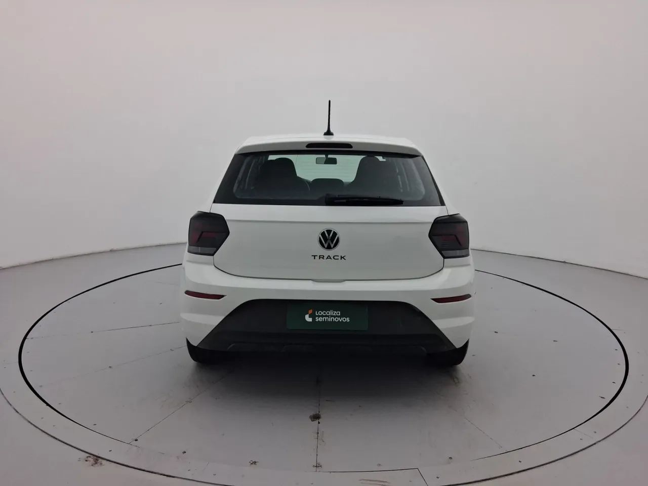 Volkswagen Polo Track 1.0 Flex 12V 5p, foto 4 de 18