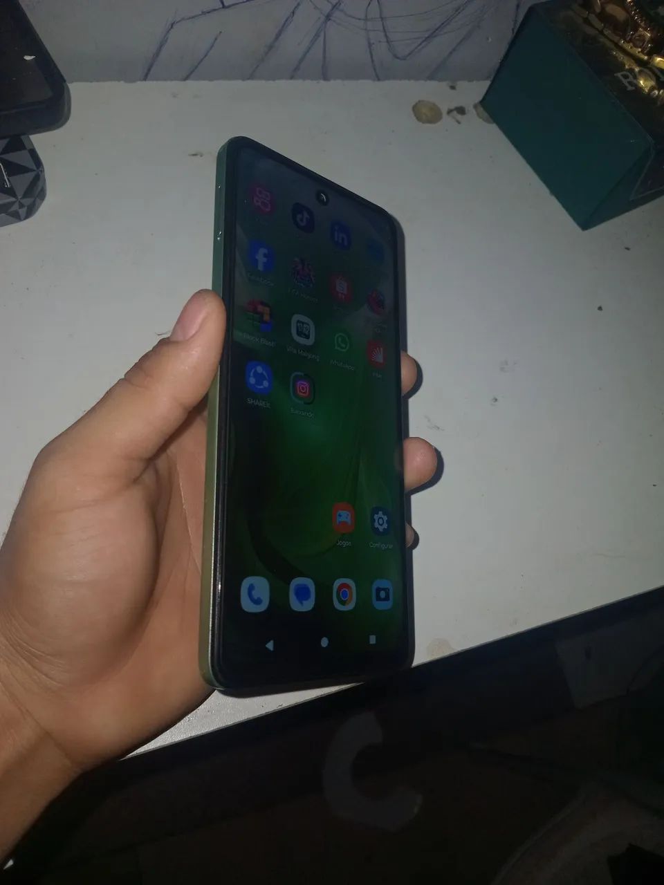 Moto g 24 com capinha e película  - Foto 3