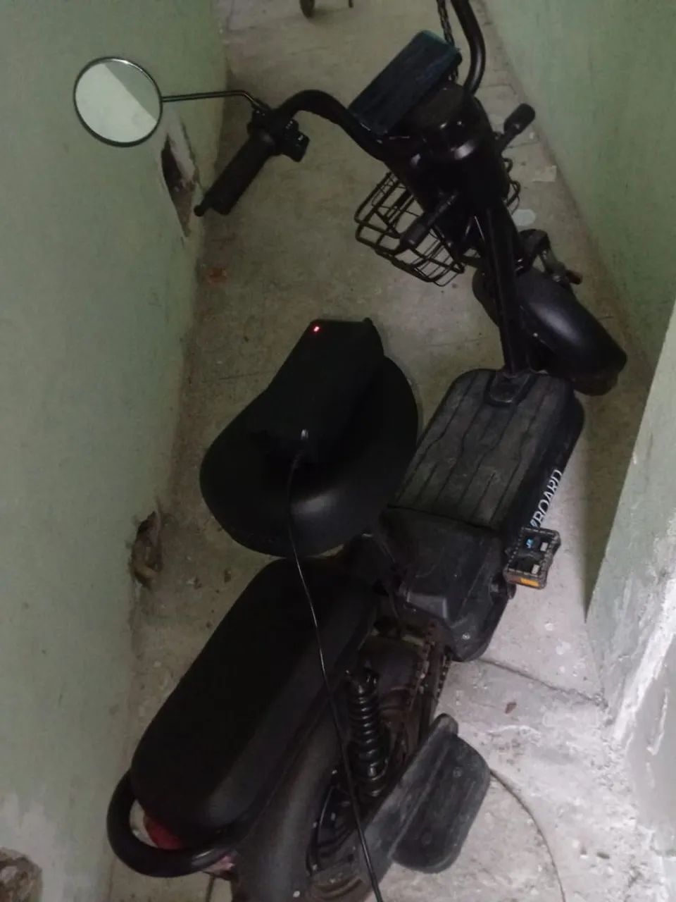 Bicicleta eletrica nova 1 mês comprada  - Foto 3