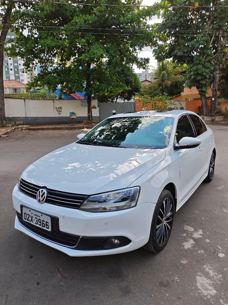 Volkswagen Jetta JETTA Highline 2.0 TSI 16V 4p Tiptronic 2014