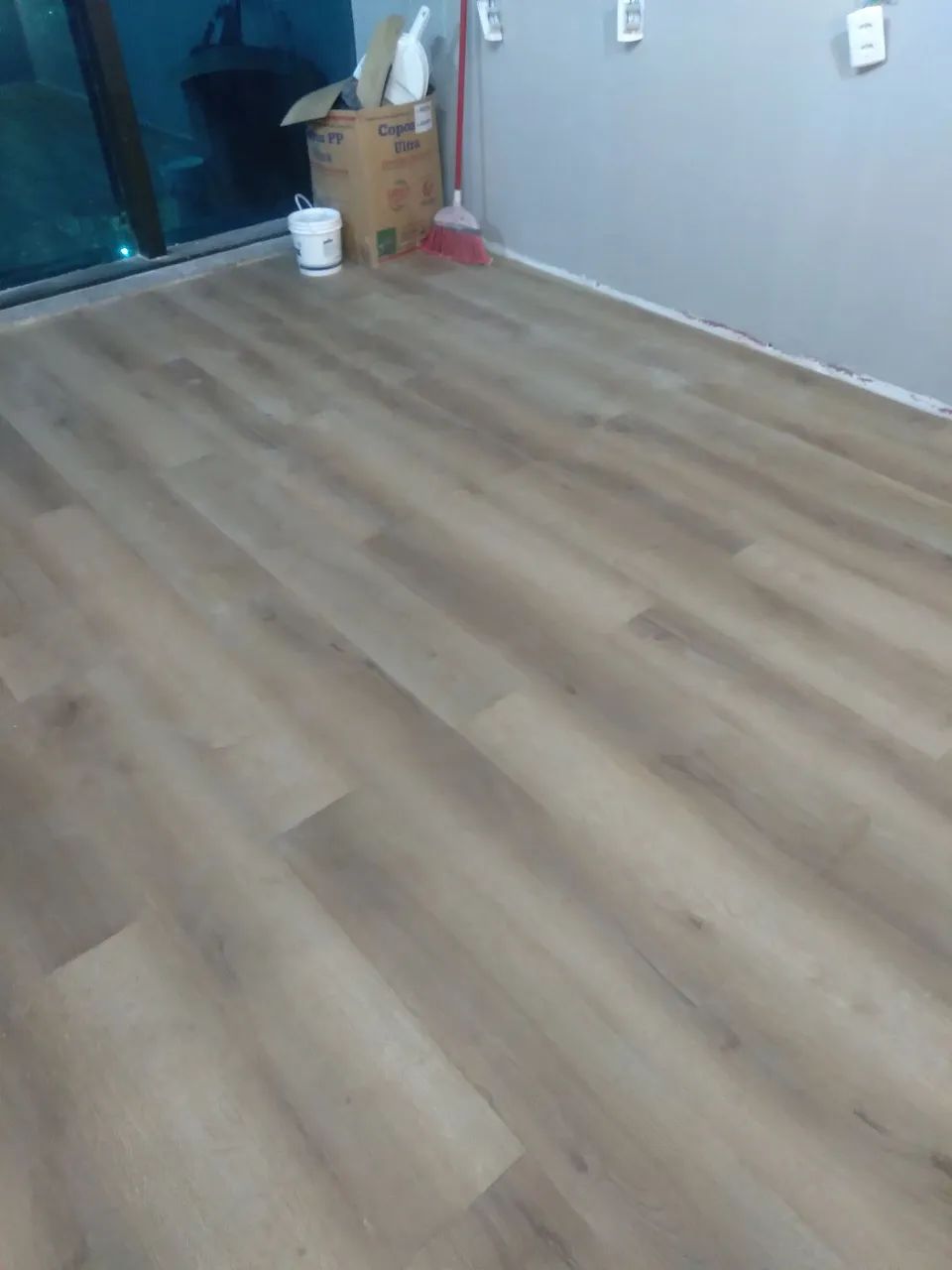 INSTALAÇÃO DE PISO VINILICO  - Foto 3