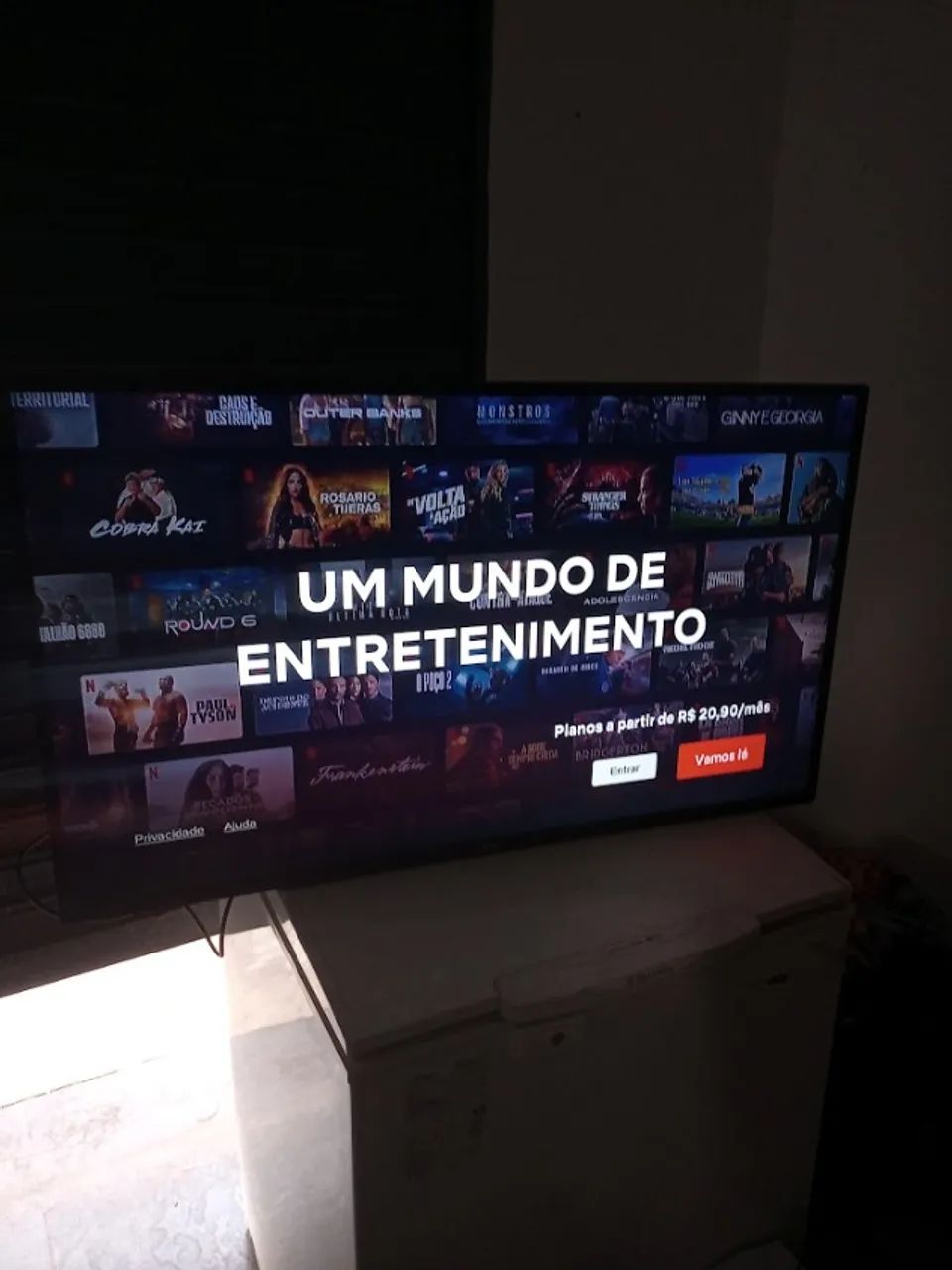 TV AOC 43 Smart Com Controle - Foto 2
