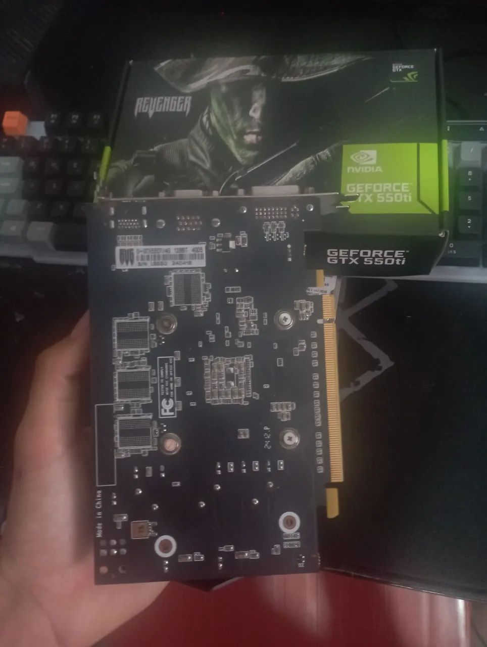 GTX 550 TI 4GB - Foto 2