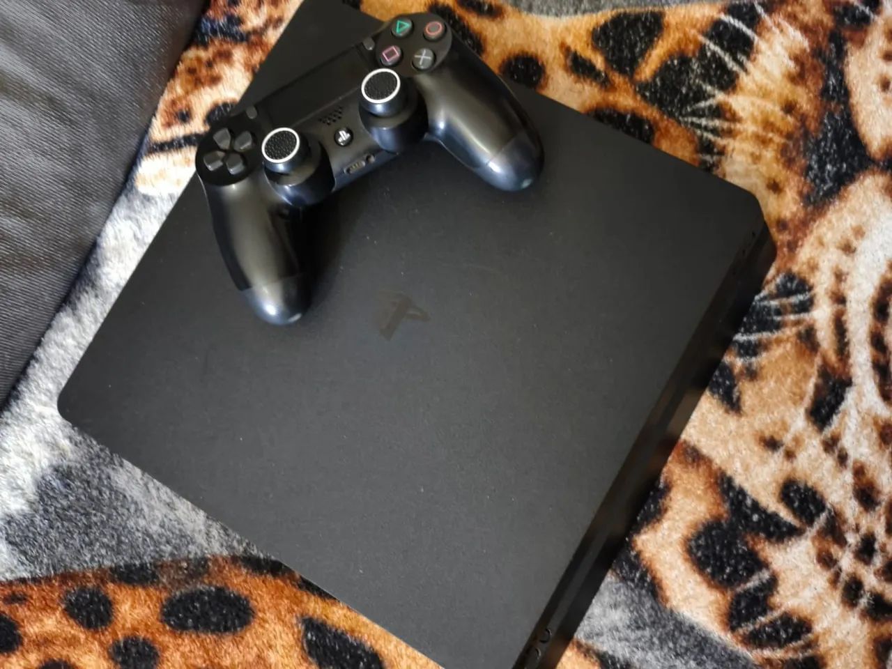 PS4 Slim 500GB - Foto 2