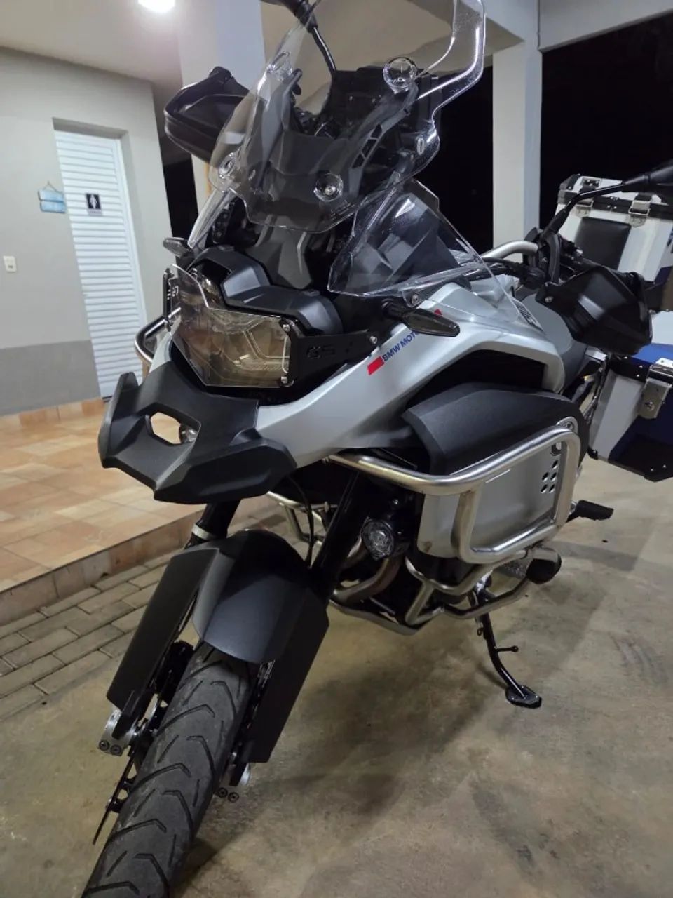 BMW 900 - Foto 3