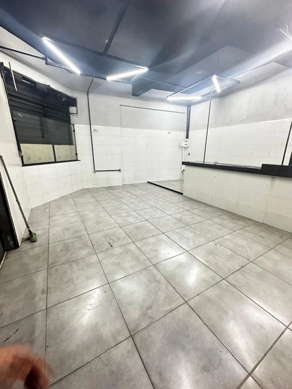 ALUGA-SE LOJA COMERCIAL ( 25 DE AGOSTO ) - Foto 4
