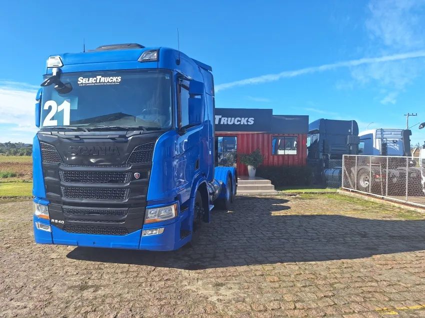 Scania R540 6x4.