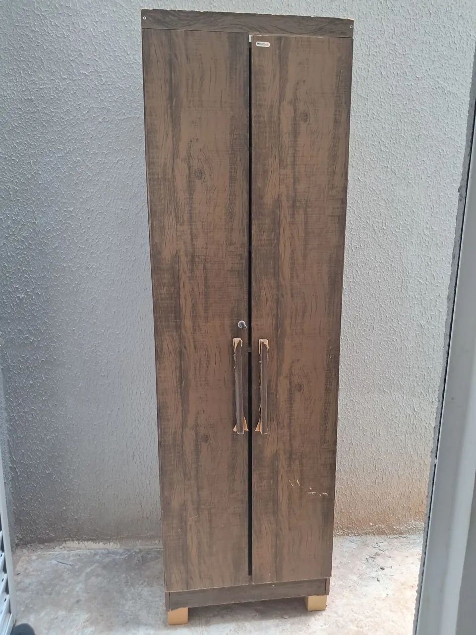 Armário 2 portas