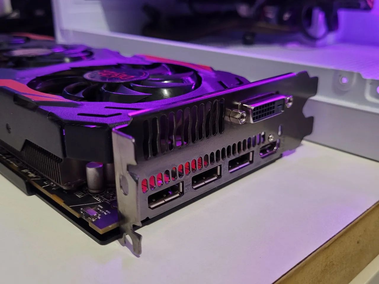 RX 570 4GB RedDevil - Funcionando perfeitamente | Excelente estado  - Foto 4