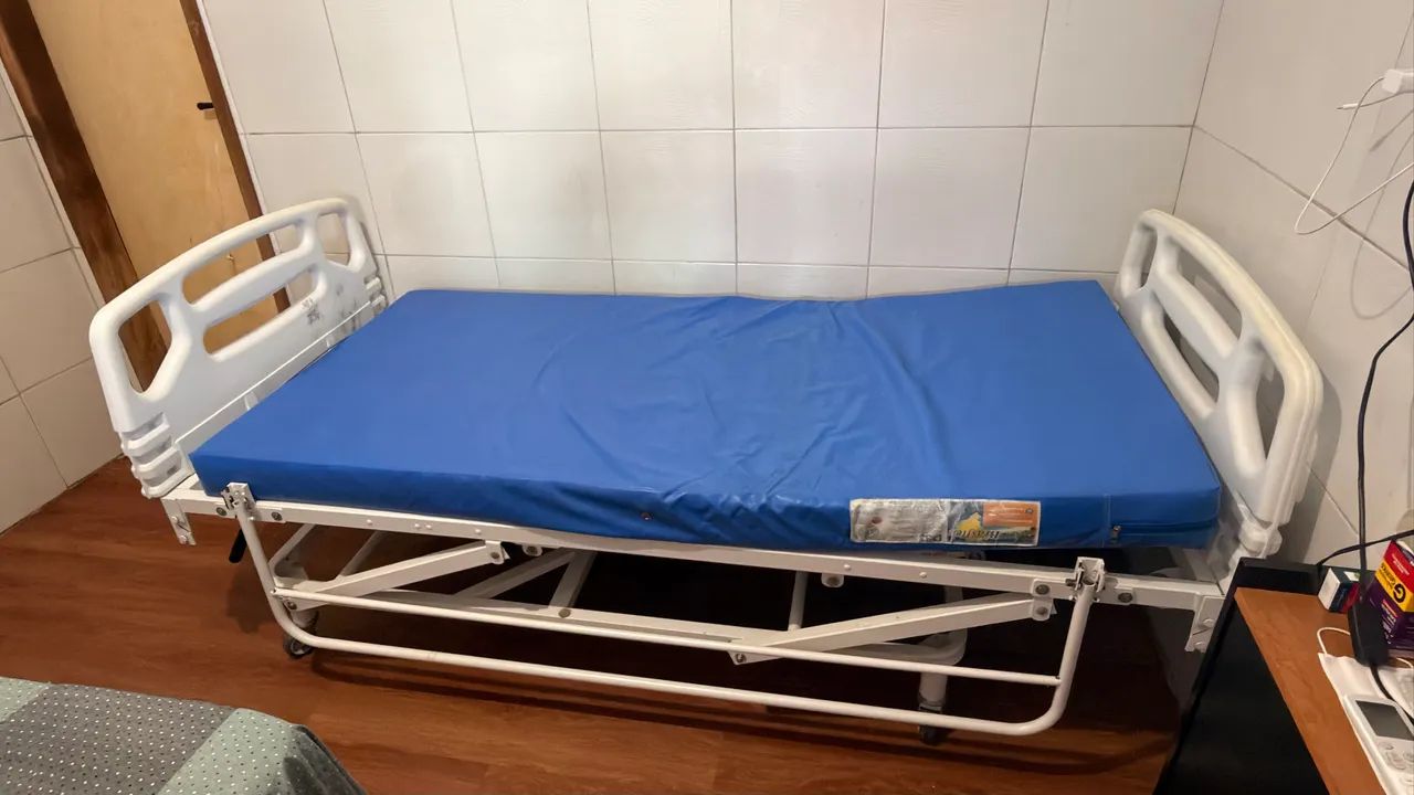 Cama Hospitalar semi nova  - Foto 3