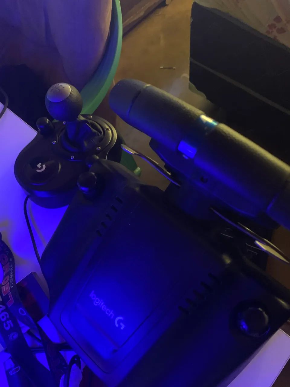 Vendo volante logitech g29 usado com câmbio  - Foto 4