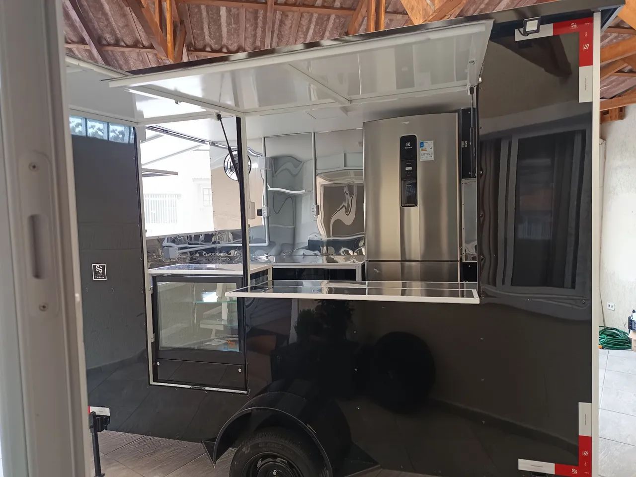 Trailer novo com vitrine refrigerada  - Foto 5