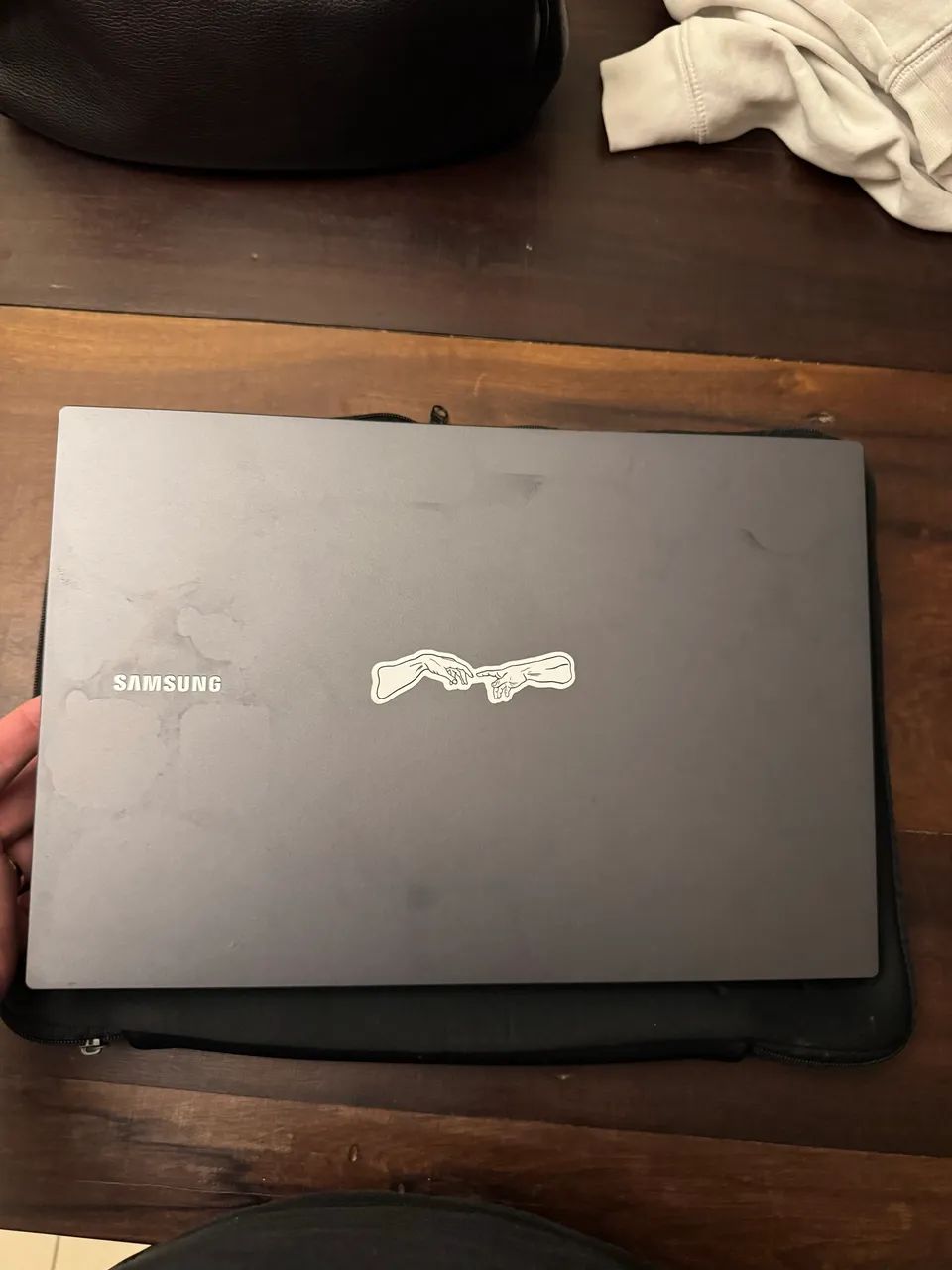 Vendo notebook i5 11 gen BARBADA