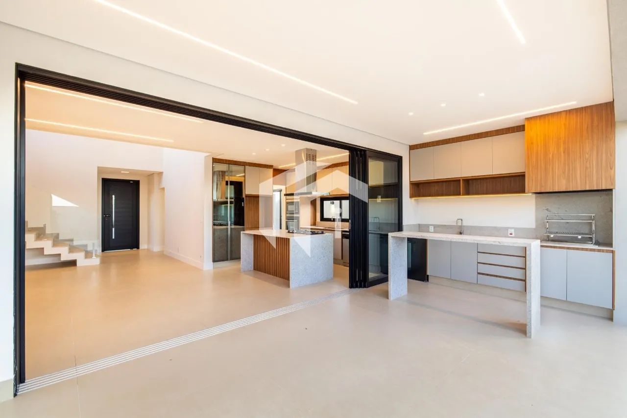 CASA À VENDA COM 4 QUARTOS 3 SUÍTES 242 m² PISCINA E LAZER COMPLETO - Foto 5