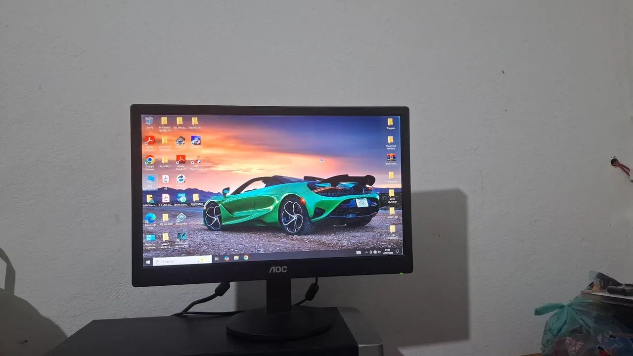 Monitor AOC de led 16 polegadas, entrada VGA e alimentação via USB. - Foto 5