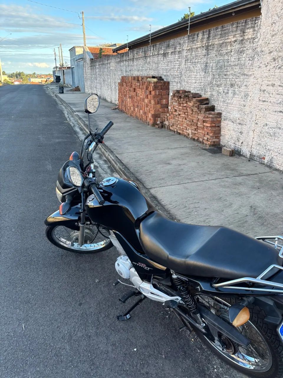 Vendo cg150 2015 