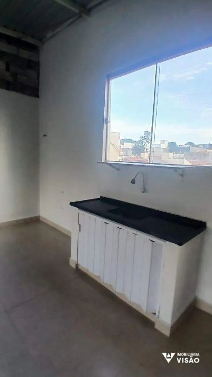 PONTO COMERCIAL COM 02 BANHEIROS E 02 SALAS COM DIVISÓRIAS NO CENTRO - Foto 5