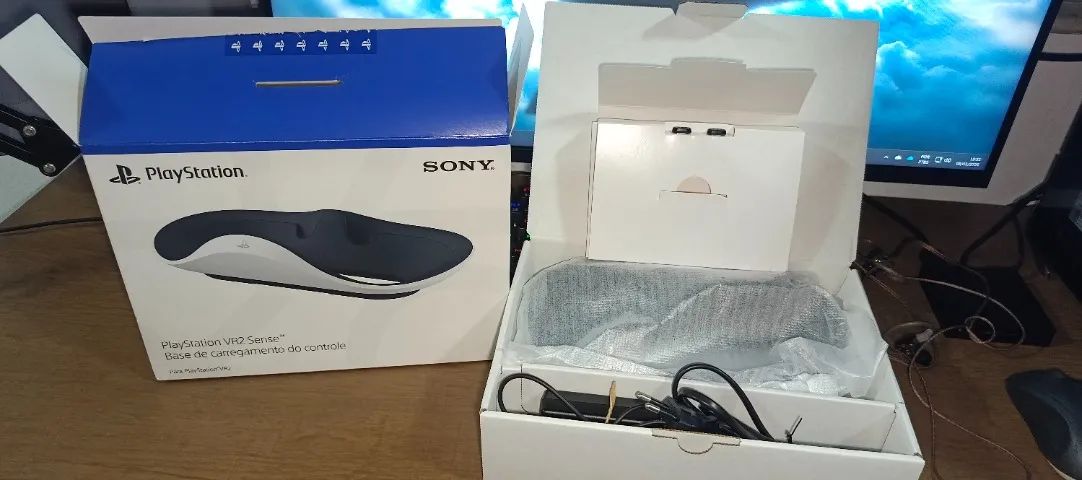 PlayStation VR2 (PSVR2) + Base de Carregamento - Estado de Novo