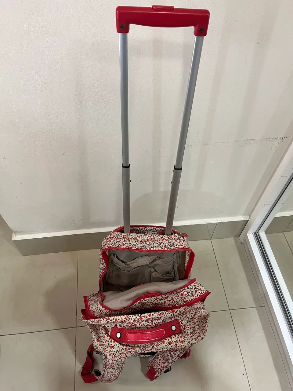 Bolsa da Kipling pouco usada   - Foto 4
