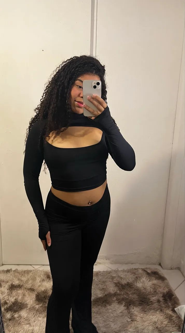 Conjunto cropped + calça 