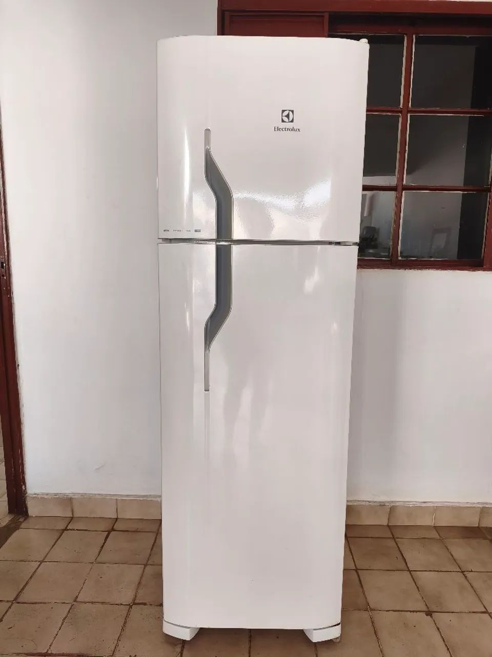 Geladeira excelente 