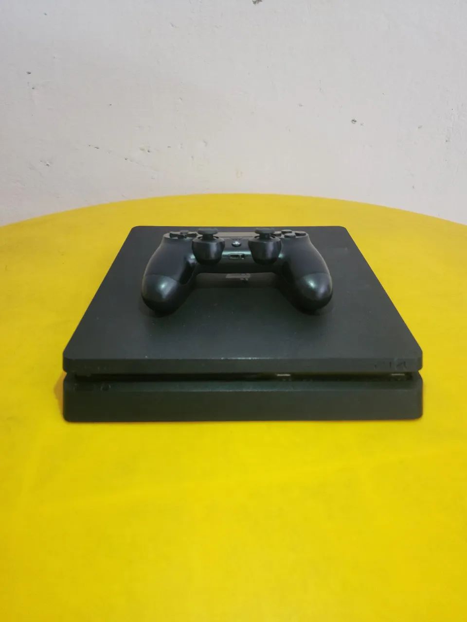 PS4 SLIM  + CONTROLE ORIGINAL + JOGOS - Foto 3
