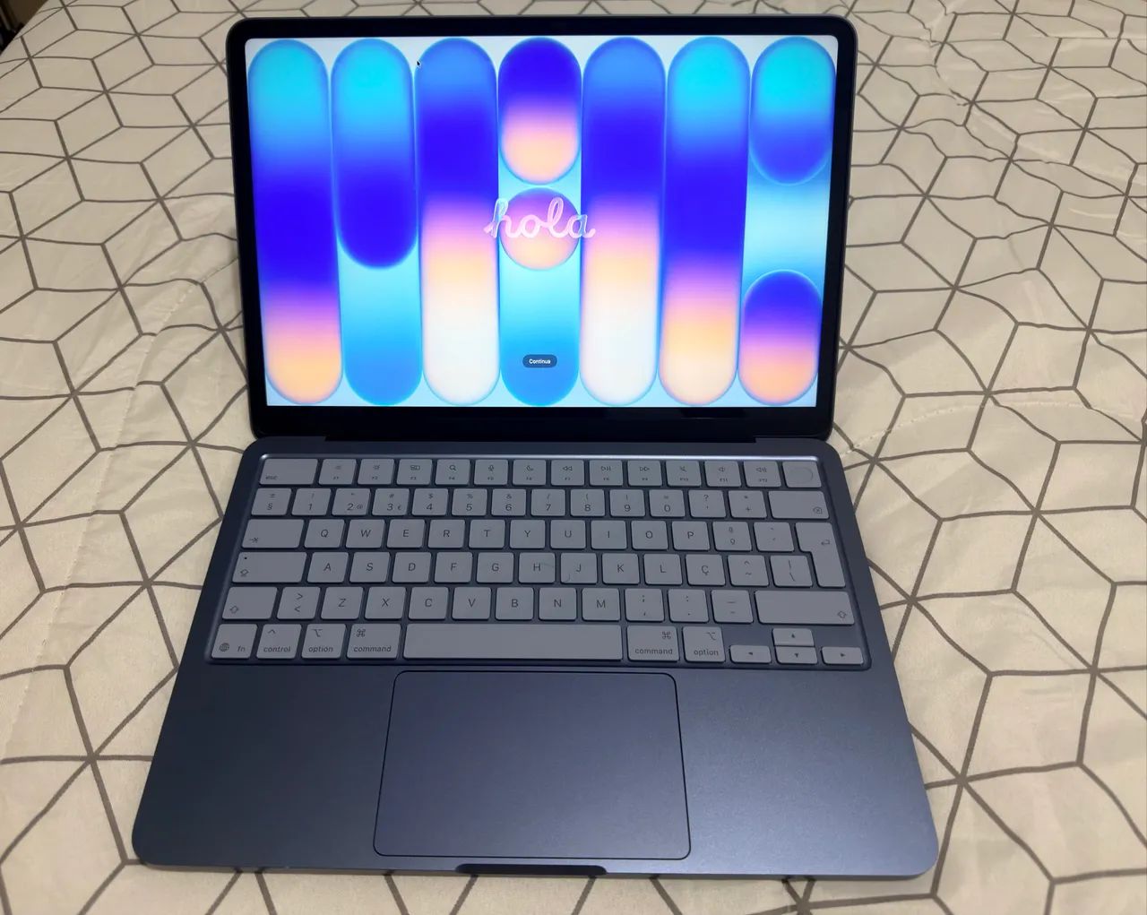 Mac book Neo 512g 