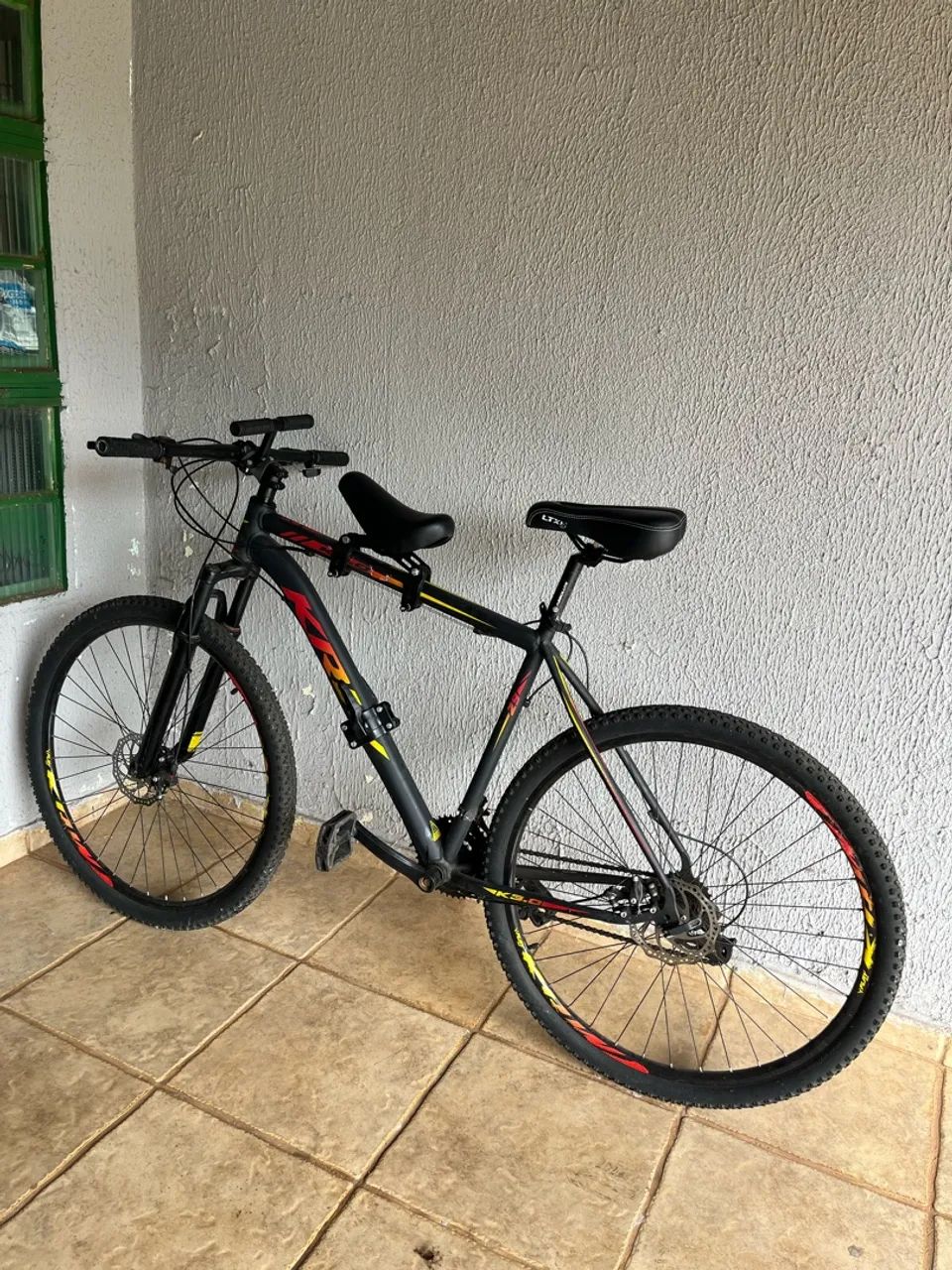 Bicicleta de marcha freio a disco 