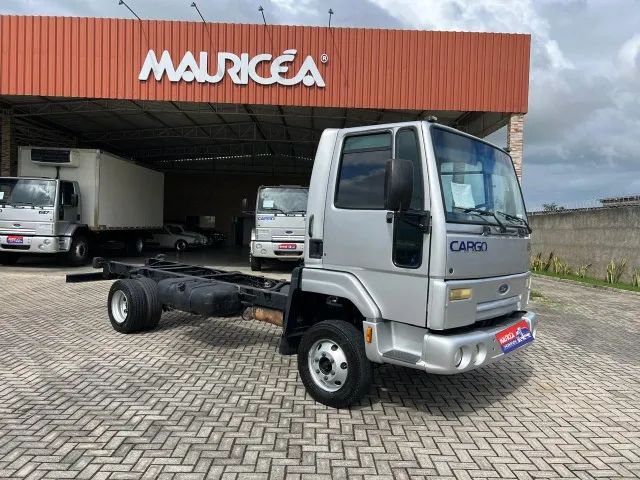 Ford Cargo 815 E Ano 2012 - Único dono - Foto 3