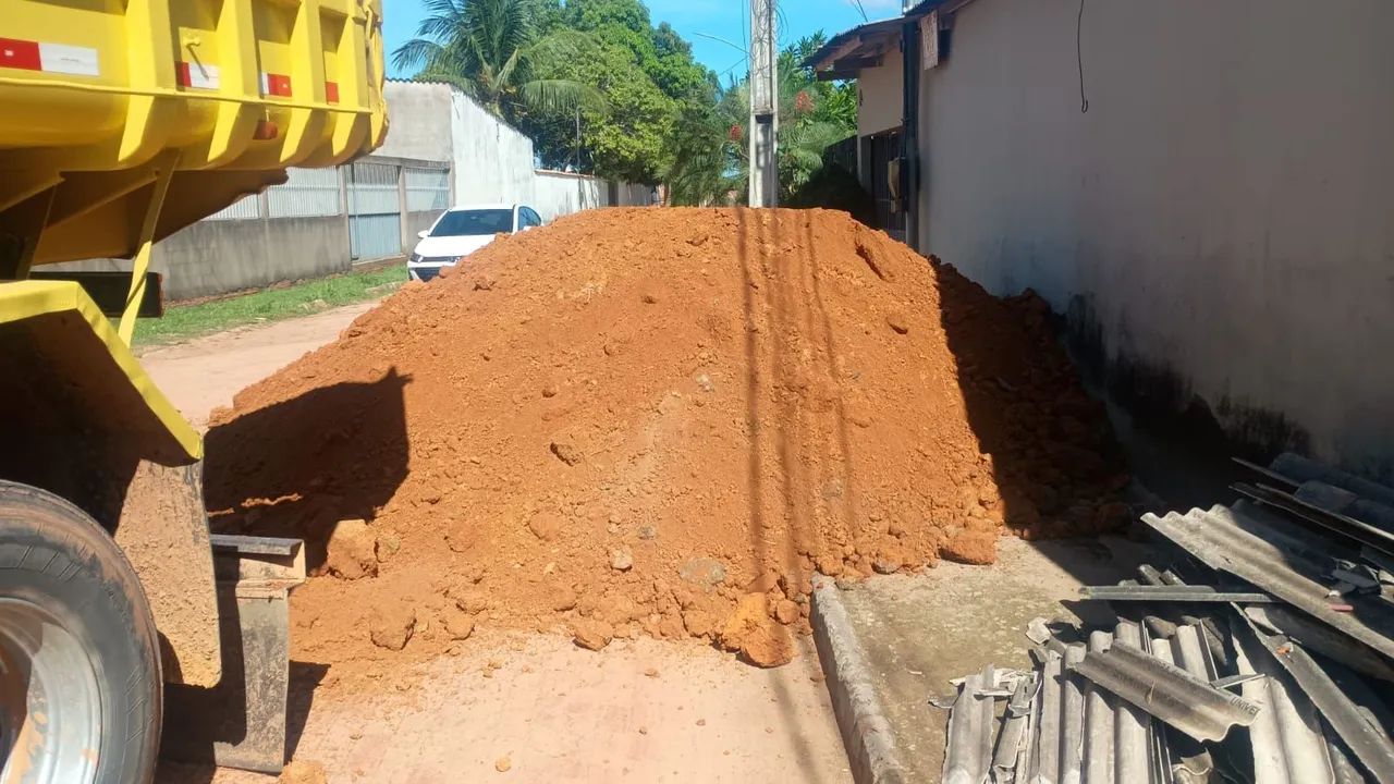 VENDO AREIA BARRO e BRITA  - Foto 2
