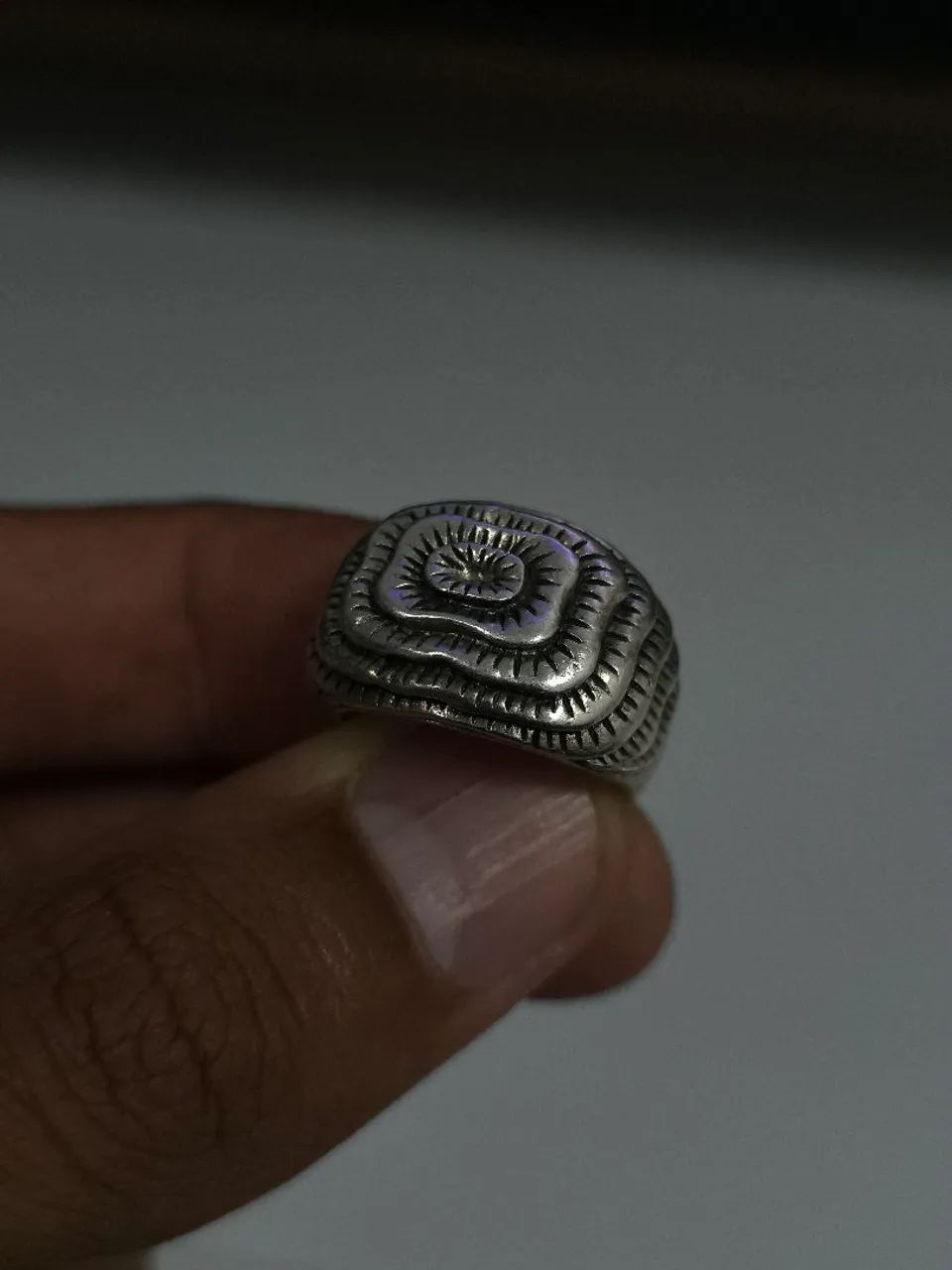 Anel de prata 925 com design exclusivo