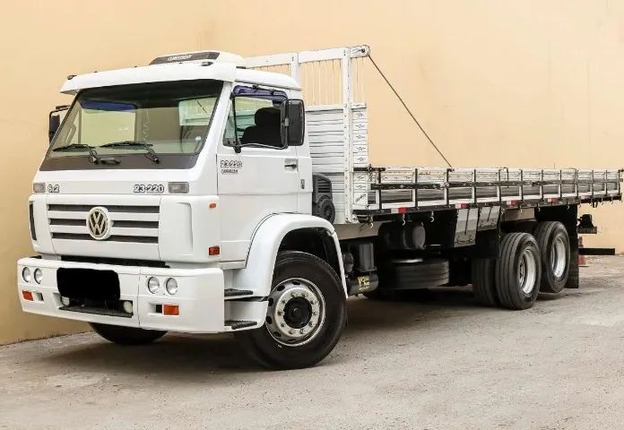vw 23220 6x2 2006 