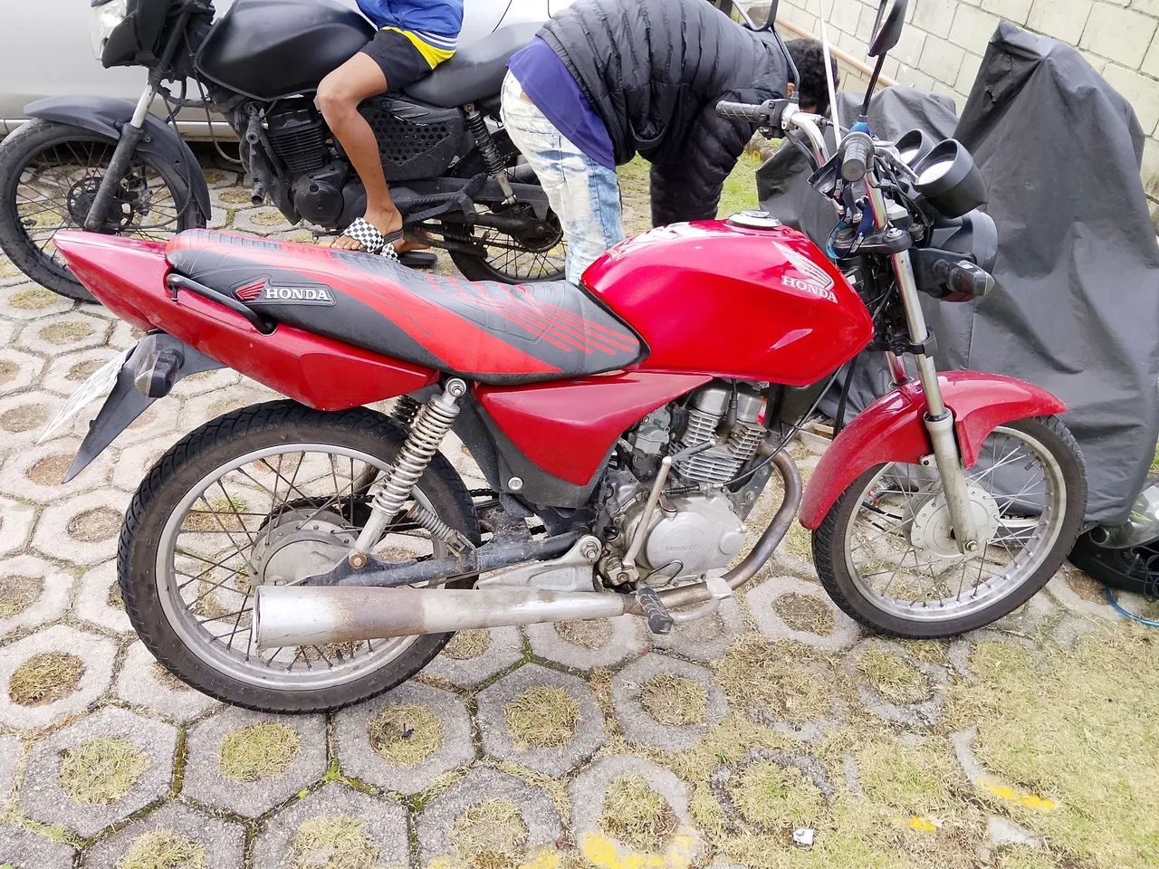 Titan 150