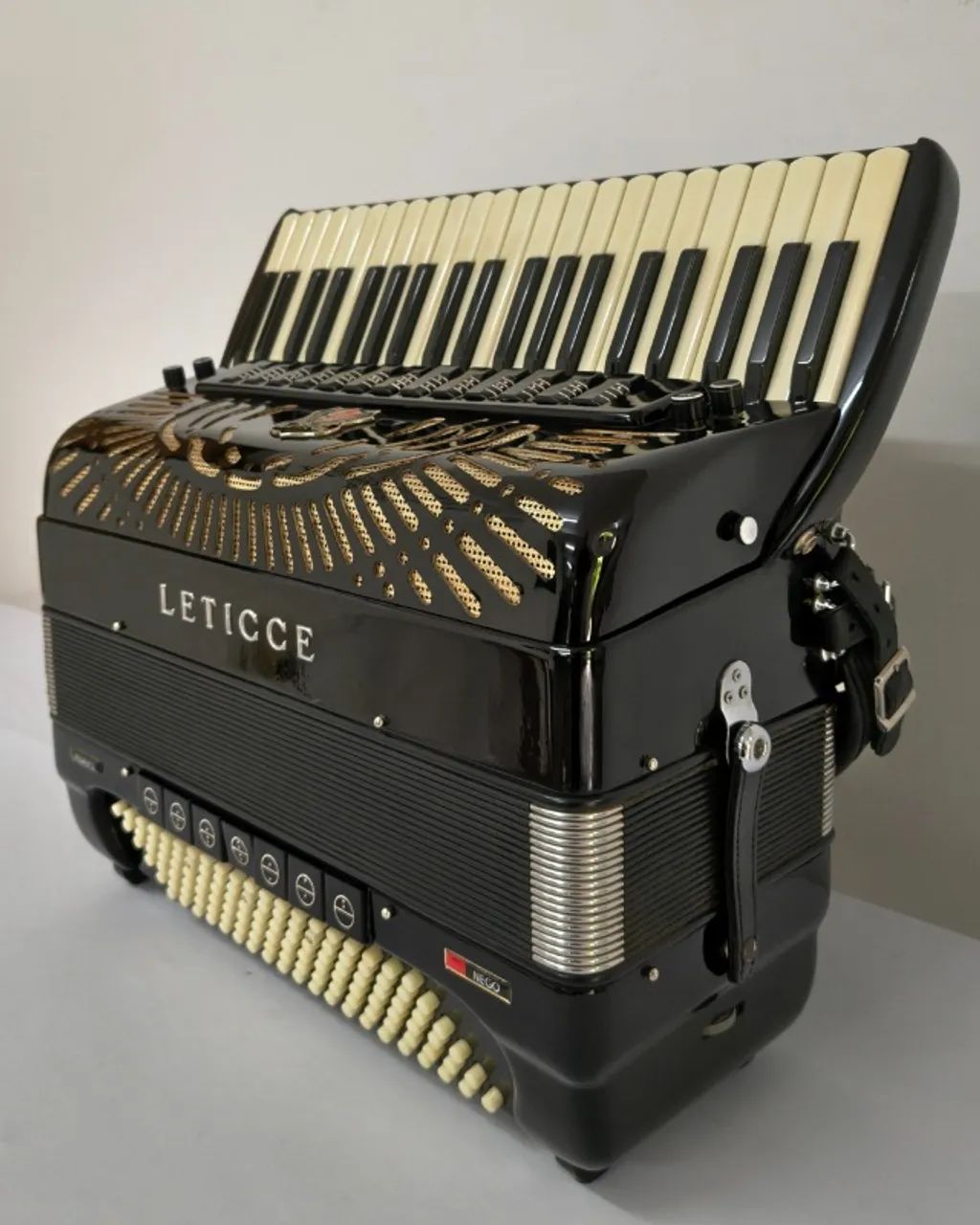 Acordeon Leticce Mega 6ª L - Foto 3