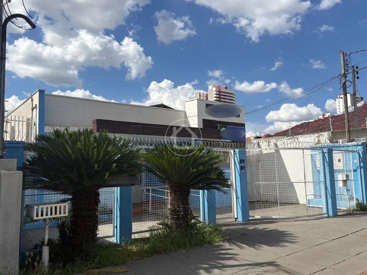 IMÓVEL COMERCIAL NO CENTRO - SALAS/CONSULTÓRIOS