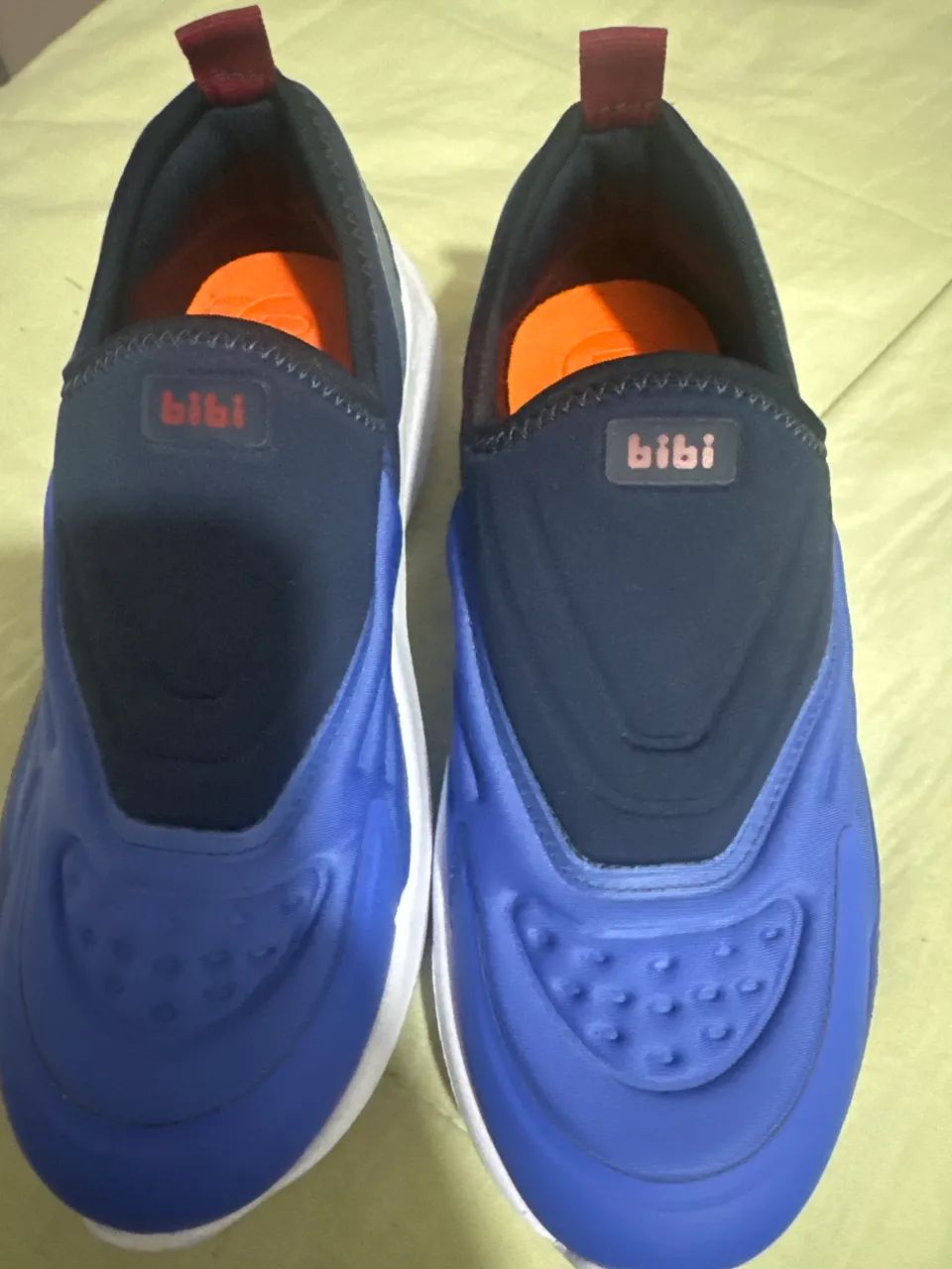 Tênis bibi novo