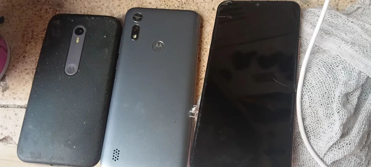 Vende se 3 celular com defeito  - Foto 5